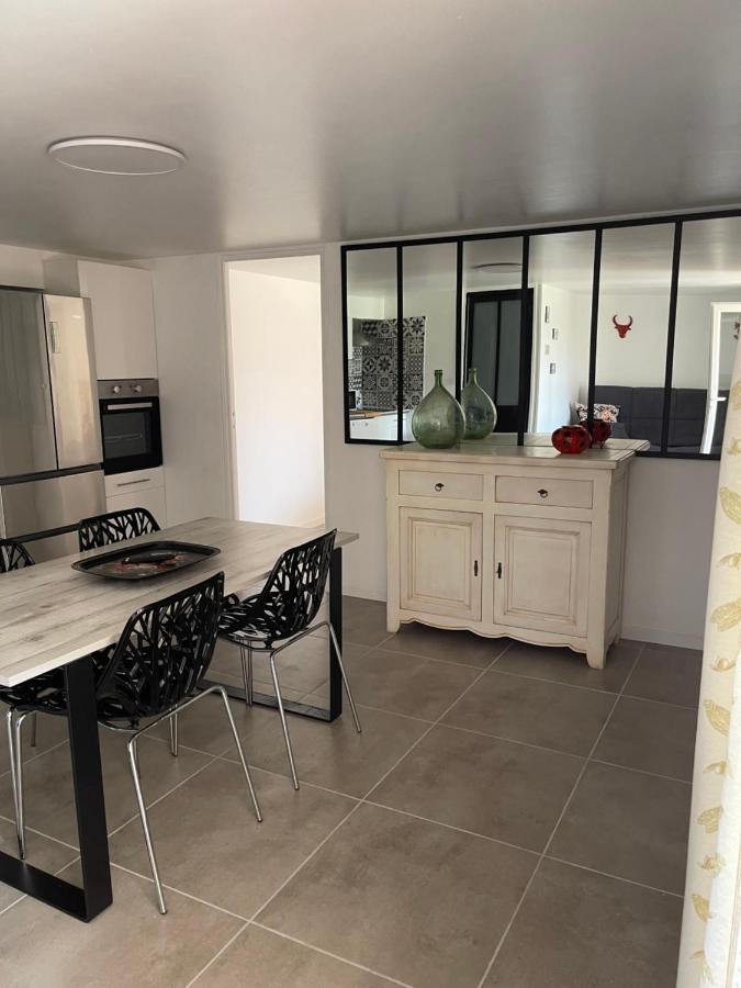 Les Flo Location Apartamento Aigues-Mortes Exterior foto