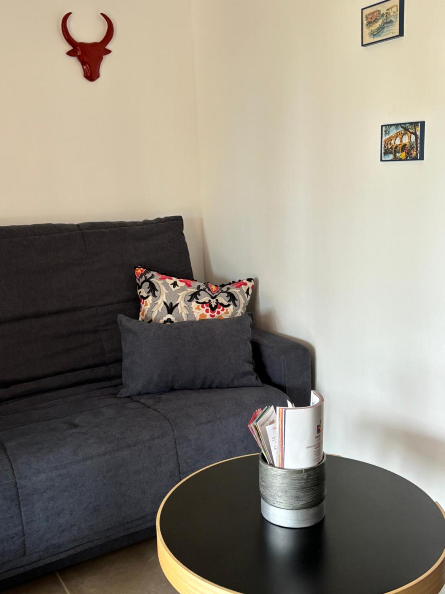 Les Flo Location Apartamento Aigues-Mortes Exterior foto